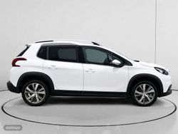 Peugeot 2008 PureTech 110 S&S Allure 81 kW (110 CV) - Miniatura 2
