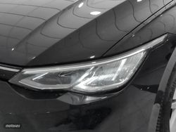 Volkswagen Golf Life 1.0 eTSI 81 kW (110 CV) DSG - Miniatura 24