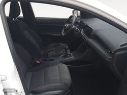 MG MG3 Hybrid+ 1.5 Comfort 85 kW (116 CV) - Miniatura 12
