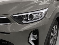 Kia Stonic 1.0 T-GDi MHEV Drive iMT 88 kW (120 CV) - Miniatura 26