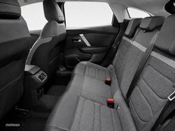 Citroen C4 PureTech 130 S&S Plus 96 kW (131 CV) - Miniatura 12