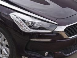 DS DS5 BlueHdi 120 Desire 88 kW (120 CV) - Miniatura 24