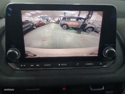 Nissan Qashqai DIG-T 140 mHEV Acenta 4x2 103 kW (140 CV) - Miniatura 19
