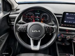 Kia Stonic 1.0 T-GDi MHEV iMT Concept 74 kW (100 CV) - Miniatura 10