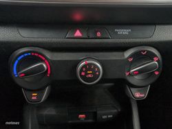 Kia Stonic 1.0 T-GDi MHEV iMT Concept 74 kW (100 CV) - Miniatura 20