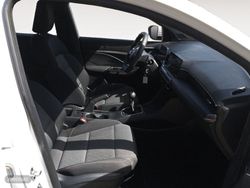 MG MG3 Hybrid+ 1.5 Standard 85 kW (116 CV) - Miniatura 12