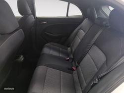 MG MG3 Hybrid+ 1.5 Standard 85 kW (116 CV) - Miniatura 12