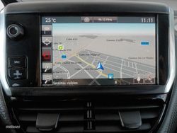 Peugeot 2008 PureTech 110 S&S GT Line 81 kW (110 CV) - Miniatura 18
