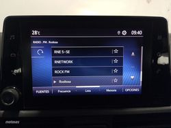 Toyota Proace City 1.5D GX Combi L1 96 kW (131 CV) - Miniatura 18