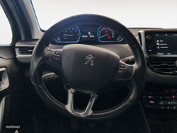 Peugeot 2008 PureTech 110 S&S Allure 81 kW (110 CV) - Miniatura 10