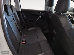 Peugeot 2008 PureTech 110 S&S Allure 81 kW (110 CV) - Miniatura 12
