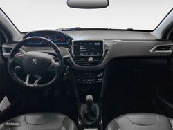 Peugeot 2008 PureTech 110 S&S Allure 81 kW (110 CV) - Miniatura 9