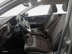 Kia Stonic 1.0 T-GDi MHEV Drive iMT 88 kW (120 CV) - Miniatura 10