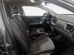 Kia Stonic 1.0 T-GDi MHEV Drive iMT 88 kW (120 CV) - Miniatura 12