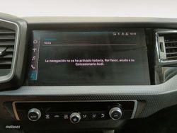 Audi A1 Adrenalin 30 TFSI 81 kW (110 CV) S tronic - Miniatura 17