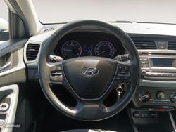 Hyundai i20 1.4 CRDI Klass 66 kW (90 CV) - Miniatura 7