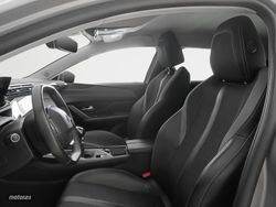 Peugeot 308 PureTech 130 S&S Allure 96 kW (130 CV) - Miniatura 10