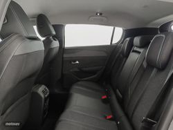 Peugeot 308 PureTech 130 S&S Allure 96 kW (130 CV) - Miniatura 11