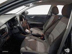 Kia Stonic 1.0 T-GDi MHEV iMT Concept 74 kW (100 CV) - Miniatura 10