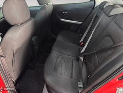 Kia Ceed 1.4 CRDi WGT Concept Plus 66 kW (90 CV) - Miniatura 12