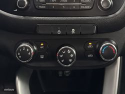 Kia Ceed 1.4 CRDi WGT Concept Plus 66 kW (90 CV) - Miniatura 22