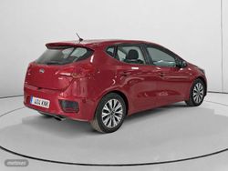 Kia Ceed 1.4 CRDi WGT Concept Plus 66 kW (90 CV) - Miniatura 3