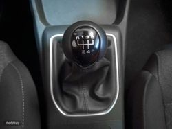 MG MG3 Hybrid+ 1.5 Standard 85 kW (116 CV) - Miniatura 15