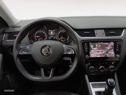 Skoda Octavia 1.6 TDI Ambition 85 kW (116 CV) - Miniatura 10