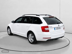 Skoda Octavia 1.6 TDI Ambition 85 kW (116 CV) - Miniatura 5