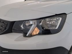 Peugeot Partner Furgon BlueHDi 100 Pro Standard 600kg 73 kW (98 CV) - Miniatura 22