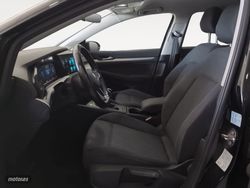 Volkswagen Golf Life 2.0 TDI 85 kW (115 CV) - Miniatura 11
