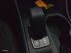 Volvo XC40 T2 Momentum Core Auto 95 kW (129 CV) - Miniatura 14