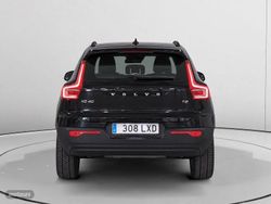 Volvo XC40 T2 Momentum Core Auto 95 kW (129 CV) - Miniatura 4