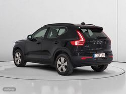 Volvo XC40 T2 Momentum Core Auto 95 kW (129 CV) - Miniatura 5