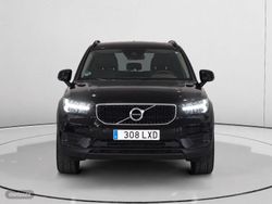 Volvo XC40 T2 Momentum Core Auto 95 kW (129 CV) - Miniatura 7