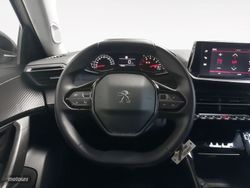 Peugeot 2008 BlueHDi 110 Allure 81 kW (110 CV) - Miniatura 10