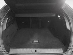 Peugeot 3008 Hybrid 145 Allure eDCS6 107 kW (145 CV) - Miniatura 13
