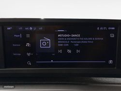 Peugeot 3008 Hybrid 145 Allure eDCS6 107 kW (145 CV) - Miniatura 17