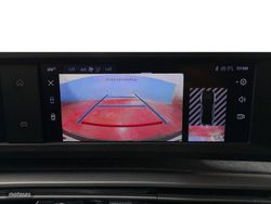 Peugeot 3008 Hybrid 145 Allure eDCS6 107 kW (145 CV) - Miniatura 19