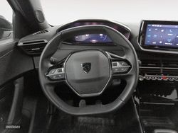Peugeot 2008 PureTech 100 S&S Allure 75 kW (100 CV) - Miniatura 10