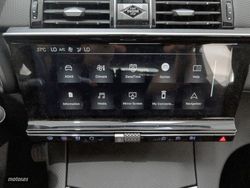 DS DS 7 Crossback BlueHDi 130 DE Bastille + AT 96 kW (130 CV) - Miniatura 16