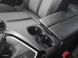 Peugeot 3008 PureTech 130 S&S Allure Pack 96 kW (130 CV) - Miniatura 24