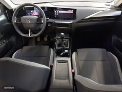 Opel Astra 1.2 Turbo XHT Edition 96 kW (130 CV) - Miniatura 10