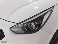 Kia Niro 1.6 GDi HEV Drive 104 kW (141 CV) - Miniatura 24