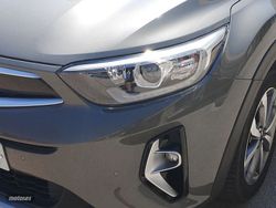 Kia Stonic 1.0 T-GDi MHEV Drive iMT 88 kW (120 CV) - Miniatura 26