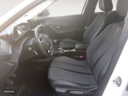 Peugeot 2008 BlueHDi 110 Allure Pack 81 kW (110 CV) - Miniatura 11