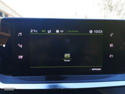 Peugeot 2008 BlueHDi 110 Allure Pack 81 kW (110 CV) - Miniatura 17