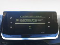 Peugeot 2008 BlueHDi 110 Allure Pack 81 kW (110 CV) - Miniatura 18
