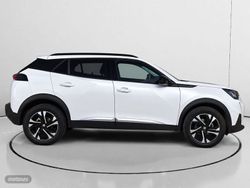 Peugeot 2008 BlueHDi 110 Allure Pack 81 kW (110 CV) - Miniatura 2