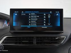 Peugeot 5008 Hybrid 1.2 Allure Pack eDCS6 100 kW (136 CV) - Miniatura 21